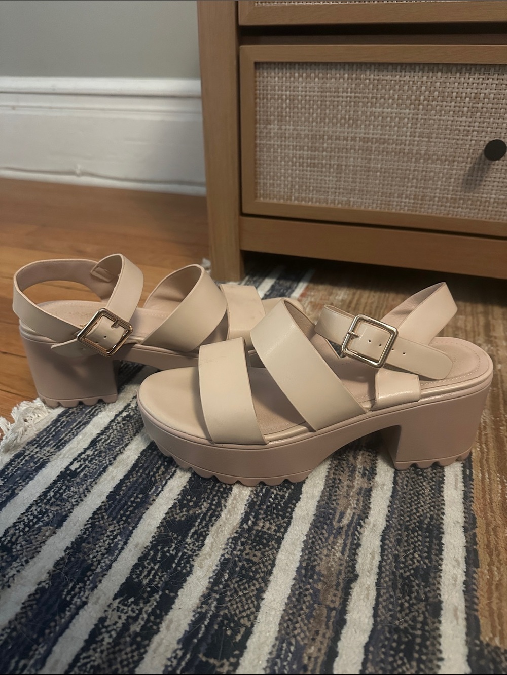 GOUPSKY Platform Sandals